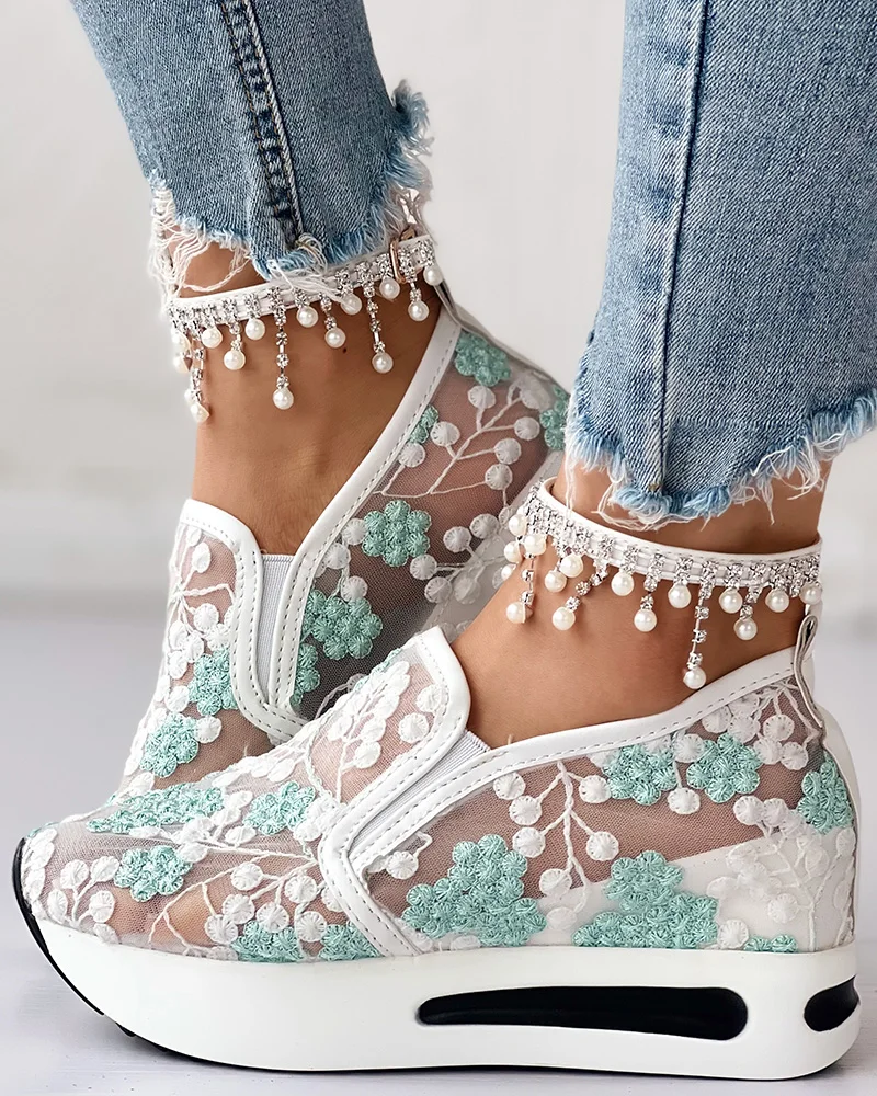 Platform Wedges women\'s Sneakers Floral Embroidery Mesh Sneakers For Women Slip On Casual Comfy Heeled Shoes Woman