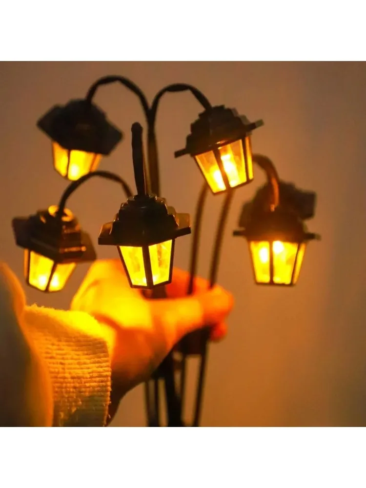 1pc Retro Lantaarn Decoratief Licht Zonne-energie 6LED Retro Straatlantaarn Vormig Decoratief Licht Geschikt voor Tuin Binnenplaats - afbeelding 2
