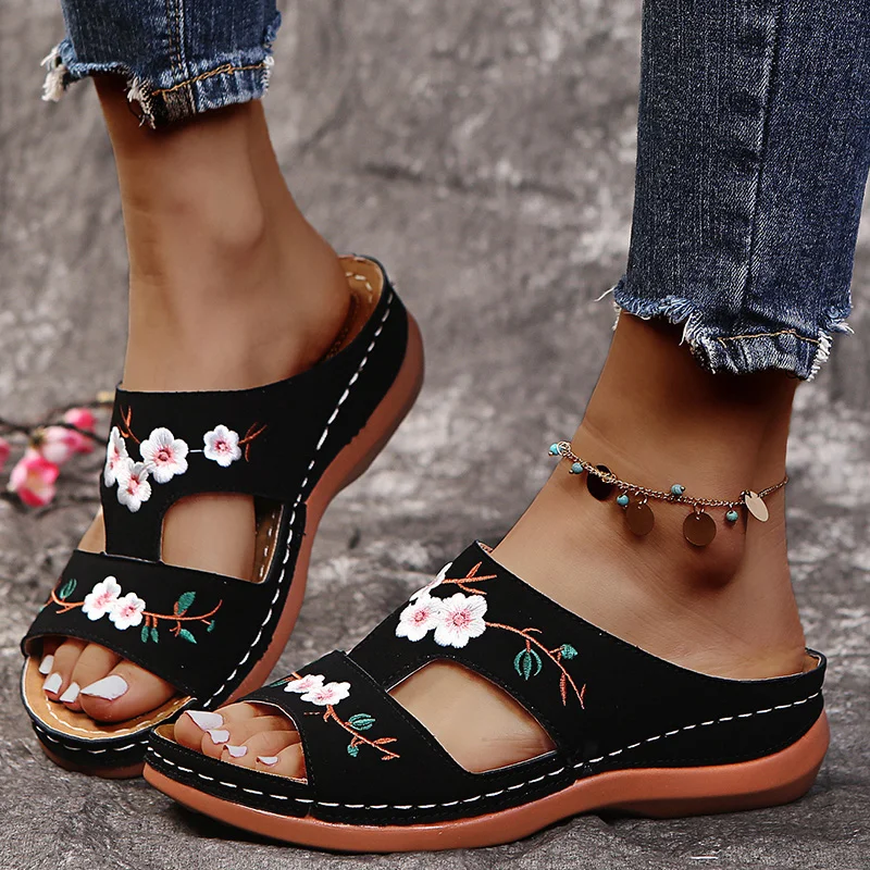 Women's Summer Open Toe Sandals Shoes Outdoor Flat Heel Ankle Strap EVA Material Comfortable Footwear for Hot Weather