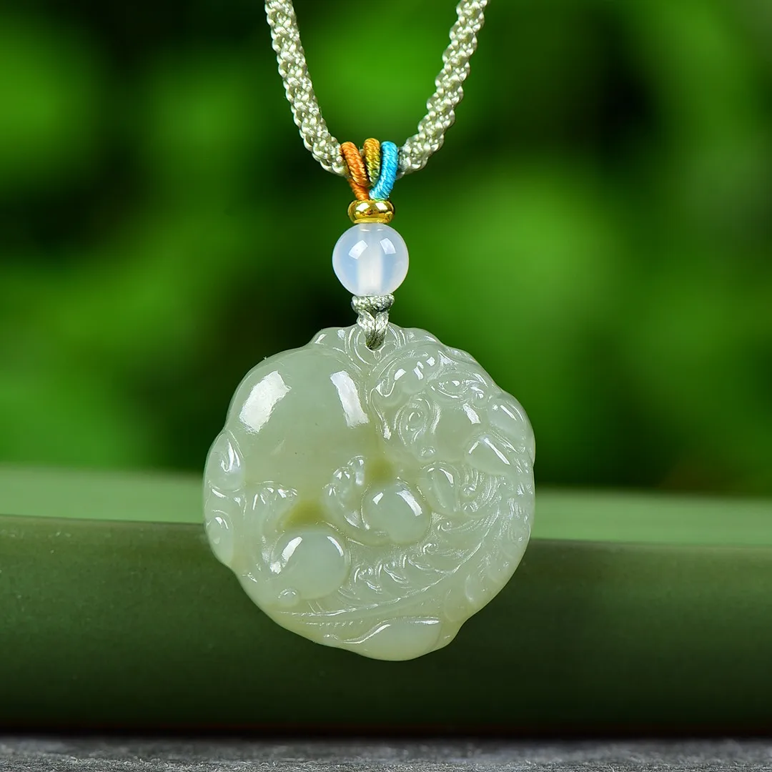 Hetian jade pendant necklace high quality delicate mutton fat round Pixiu jade jewelry attract wealth intensified magnetic field