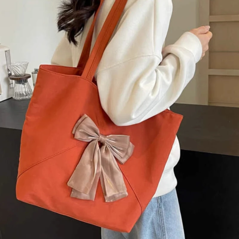 

2026 New Fashionable Light Luxury Versatile Chain Crossbody Bag for Women, Sweet Bow, Large Capacity Handheld Tote Bag