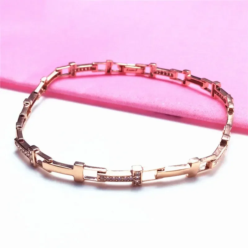 585 Purple Gold Plated 14K Rose Gold Inlaid Crystal Letter T Bracelet for Women Classic Fashion Bangles Wedding Jewelry