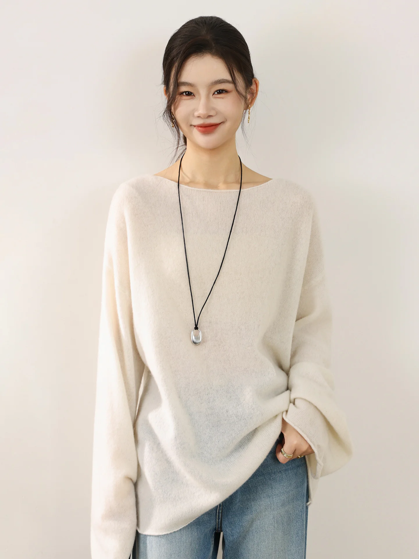 

Lazy Wind Women's Clothes Pure Merino Wool Pullover Sweater O-neck Soild Flare Sleeve Loose Knitted Tops Autumn Winter High-end