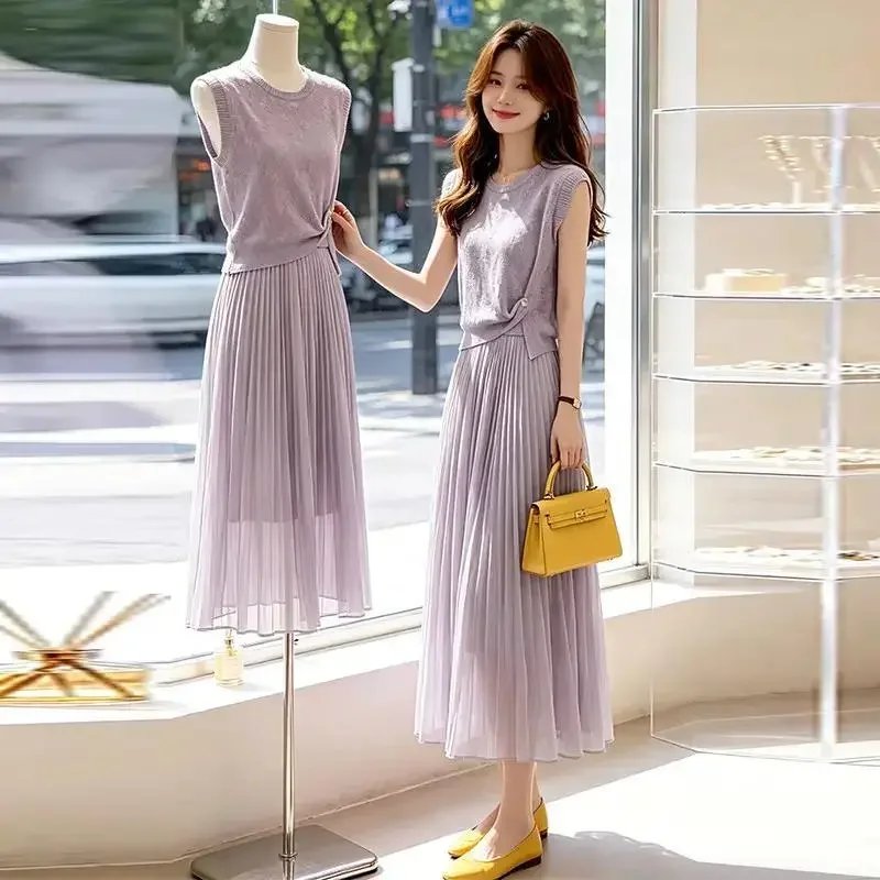 Fashion Suit for Women 2026 Summer New Style Stylish and Slimming Knitted Waist Cinched Top Half Skirt Two-piece Set