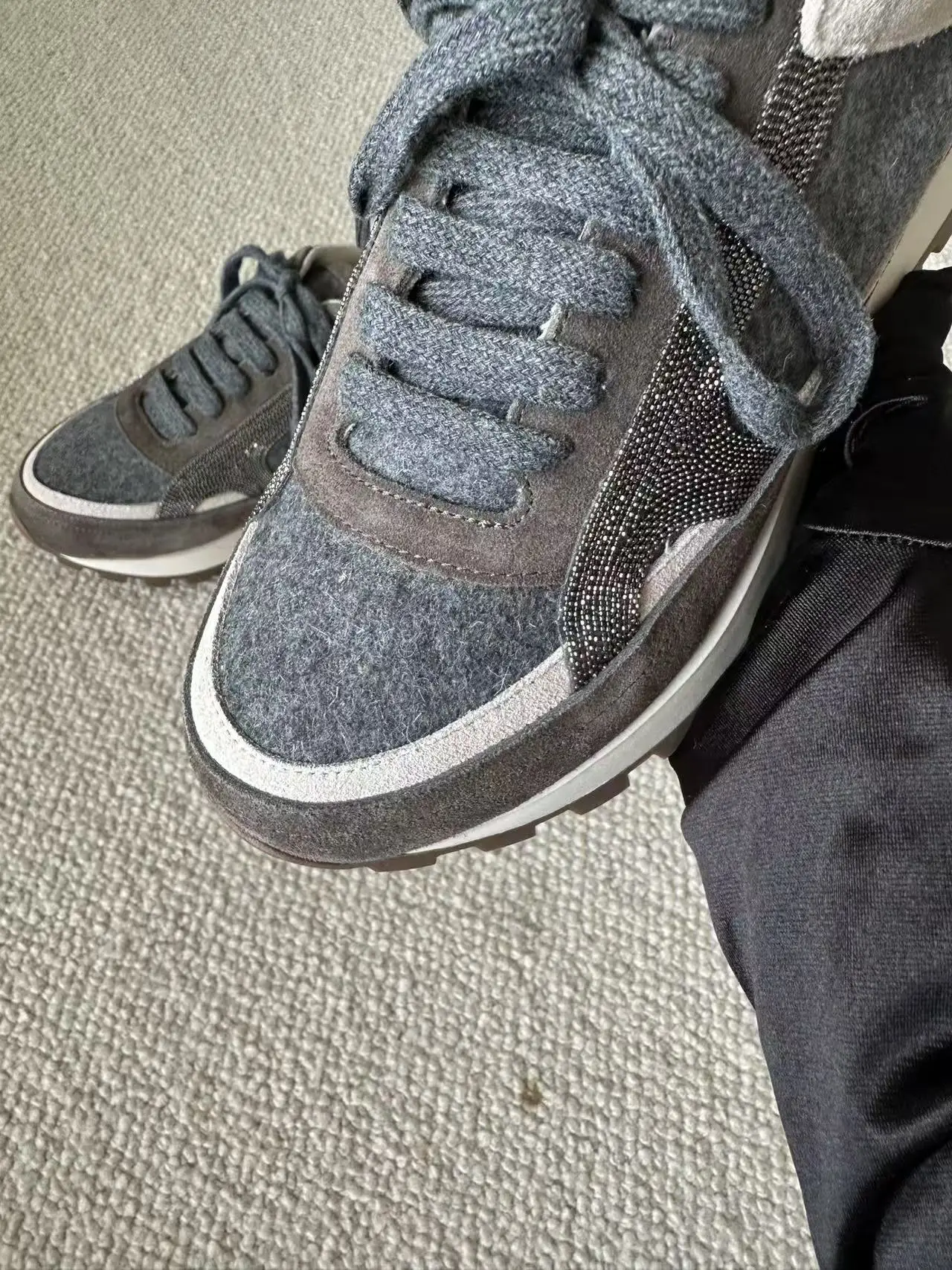 Picture 4: 2025 summer collection high quality genuine suede sneakers