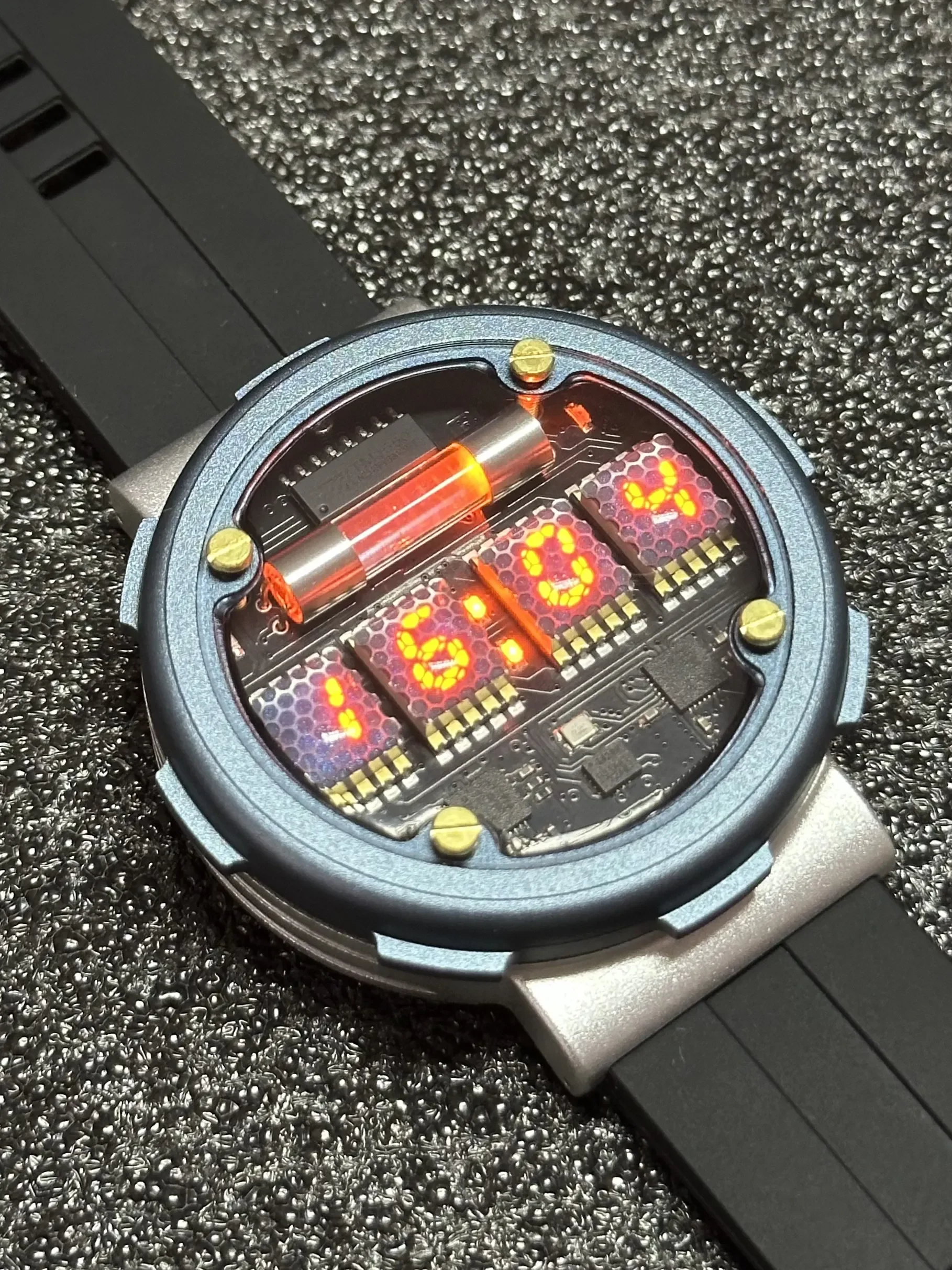 Orologio da Polso Retrò Cyberp - Luxury Watch Nice recensione e prezzo