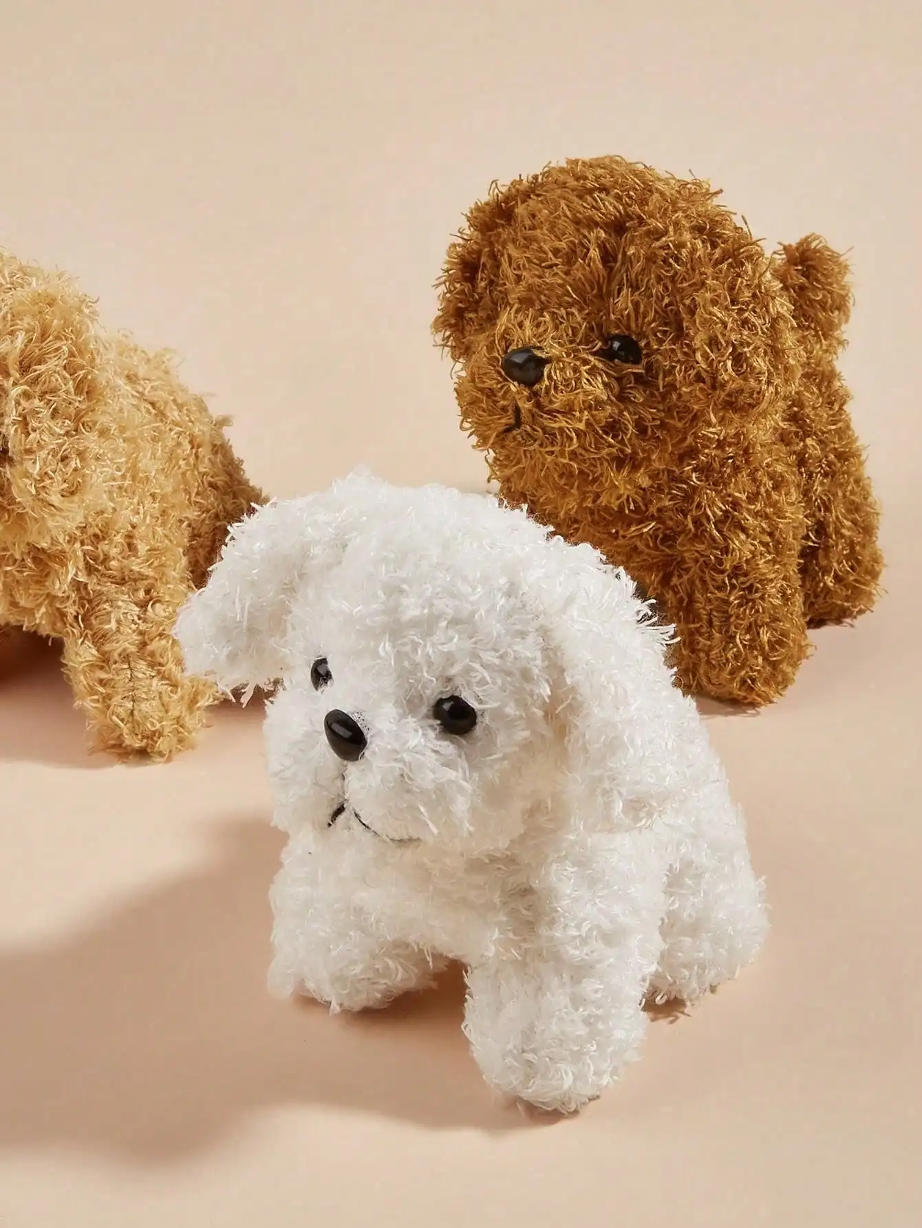 Una simpatica mini bambola realistica per cuccioli di peluche per cani, adatta come regalo per i fratelli più giovani da giocare con o come pezzo decorativo
