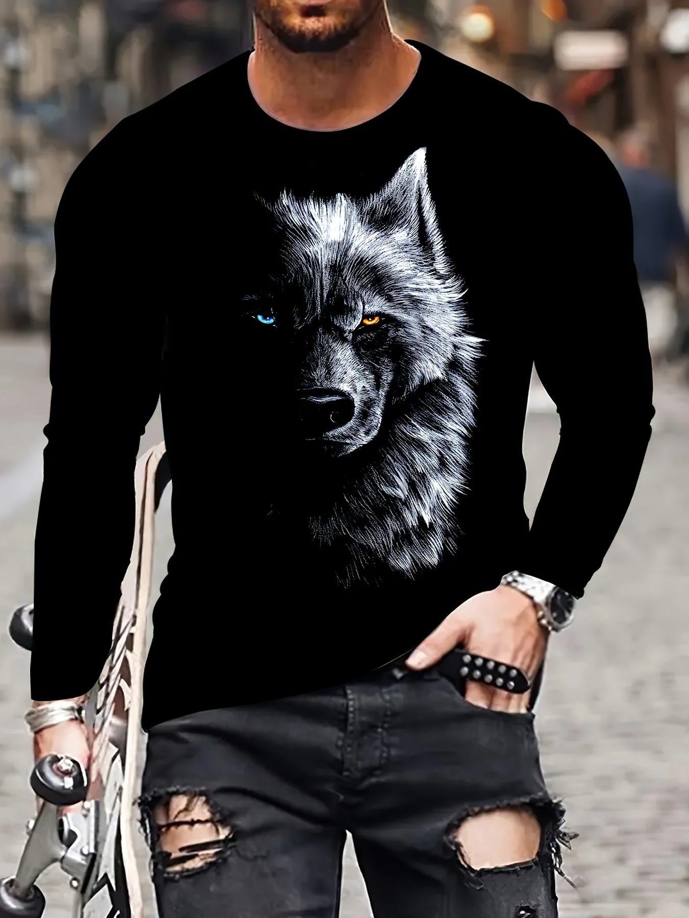 Men’s long-sleeve T-shirt featuring a wolf-head animal print and a crew neck—a stylish choice for everyday wear.