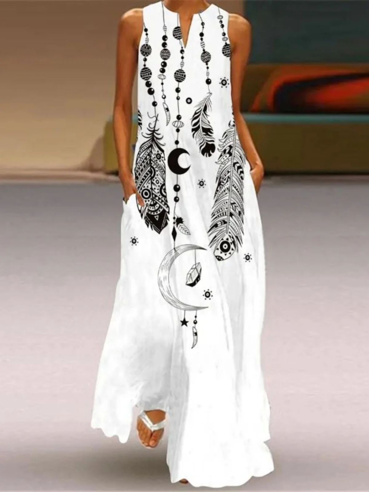 Women's V-Ne Svel D… - image