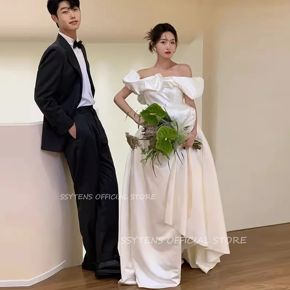 Elegant Off Shoulder Satin Wedding Dresses for Women Korea Photoshoot Sleeves Bride Short Floor Length Bridal Gowns Princess