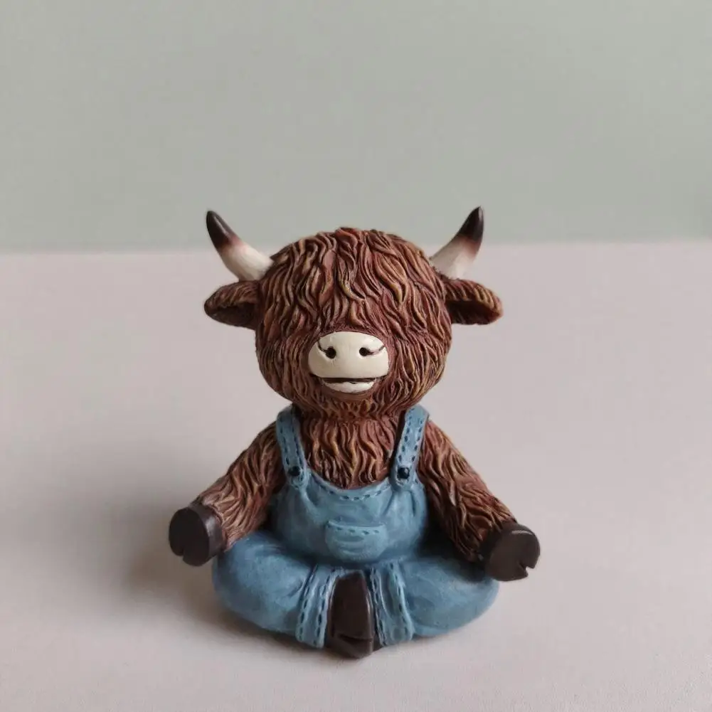 Meditation Cow Sculptures Highland Cow Statues Yoga Highland Cow Resin Figurine Farmhouse Overalls Statue for Gardeners