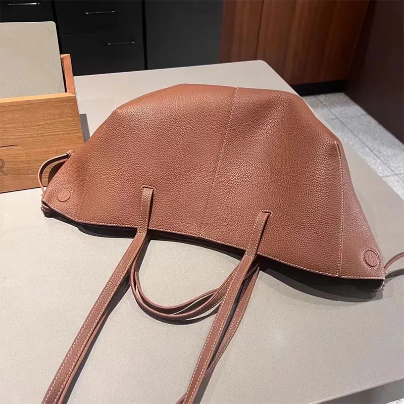 Classic Tote Bag Genuine Leather Large Capacity Travel Shopping Bag Fashion Versatile High Quality Women Shoulder Handbag