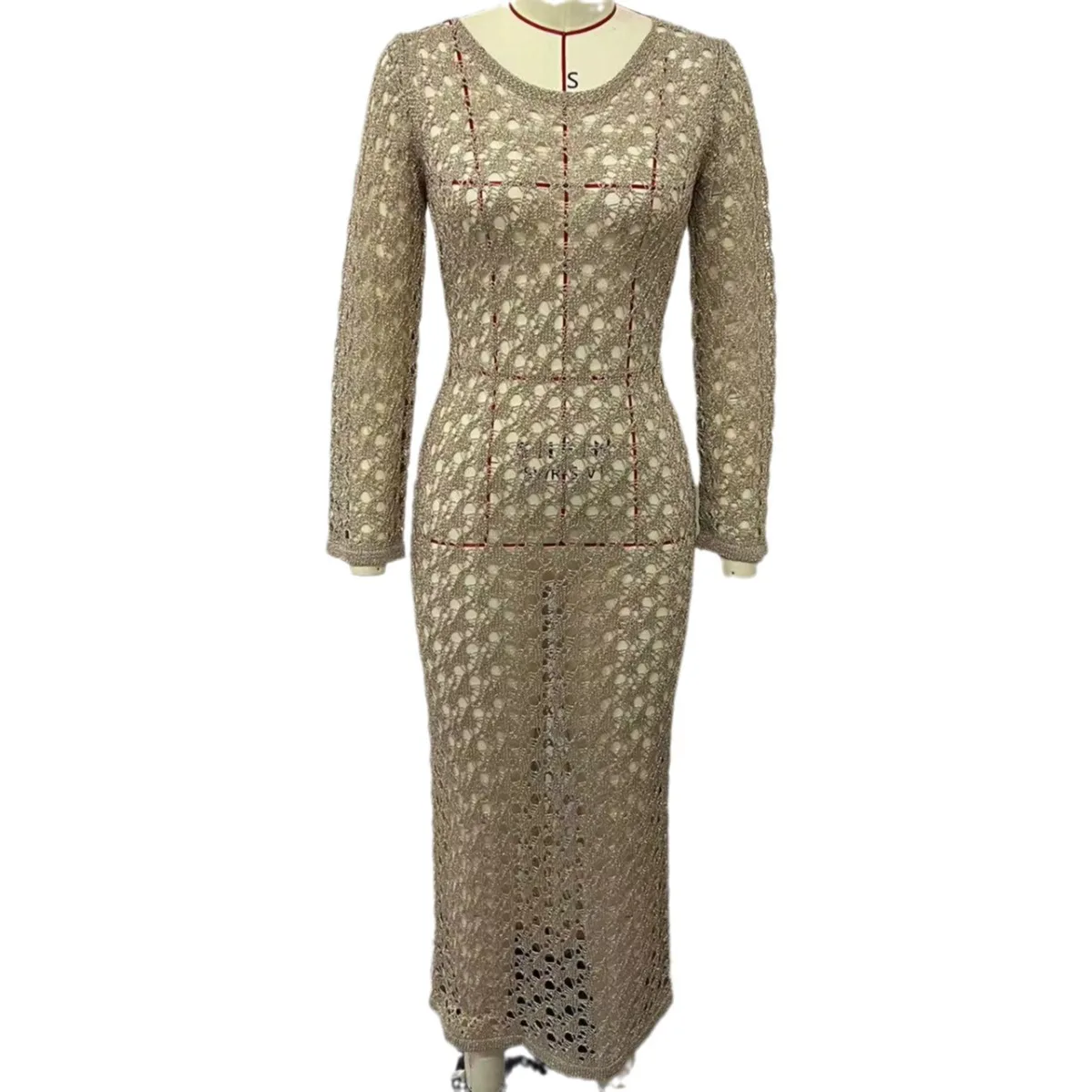 فستان الشاطئ الأوروبي والأمريكي لعام 2025 للنساء محبوك مجوف بلون سادة مثير مفتوح الظهر من الدانتيل فستان بأكمام طويلة بيكيني يغطي #5