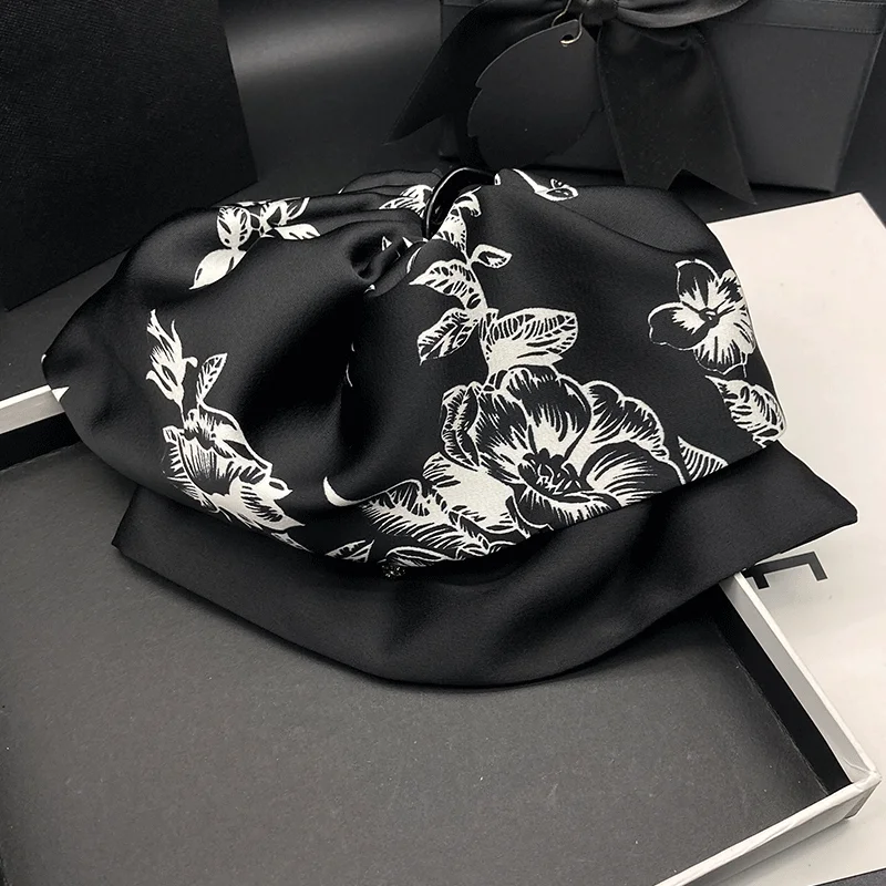 

Elegant satin traditional Chinese ink flower skirt, hair clip for back of head, half-up ponytail clip to show hair volume, hairp