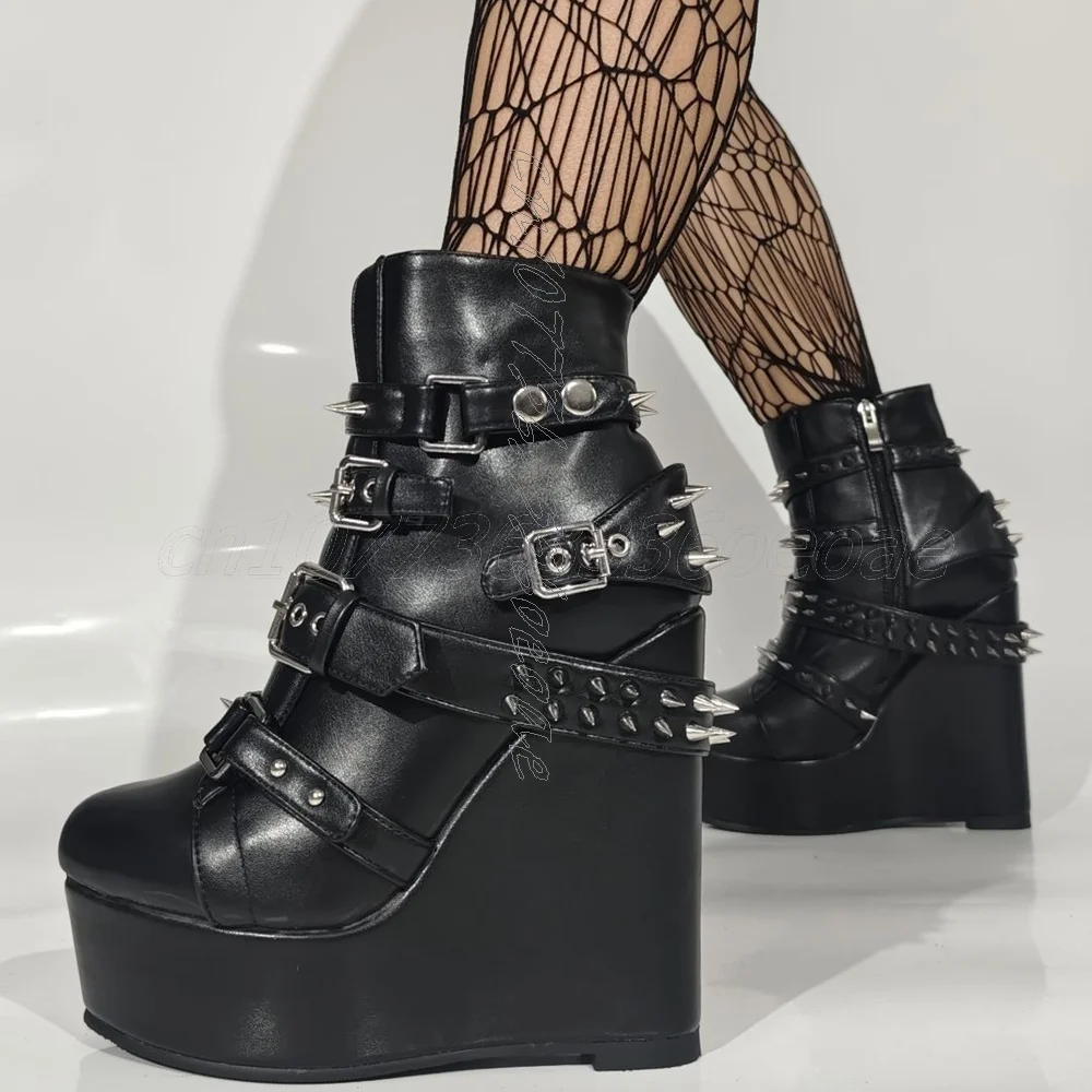 블랙 매트 앵클 부츠, 샤프 리벳 장식, 펑크 스타일 슬로프 힐, 패셔너블 여성 신발 2025, 여성용 신발