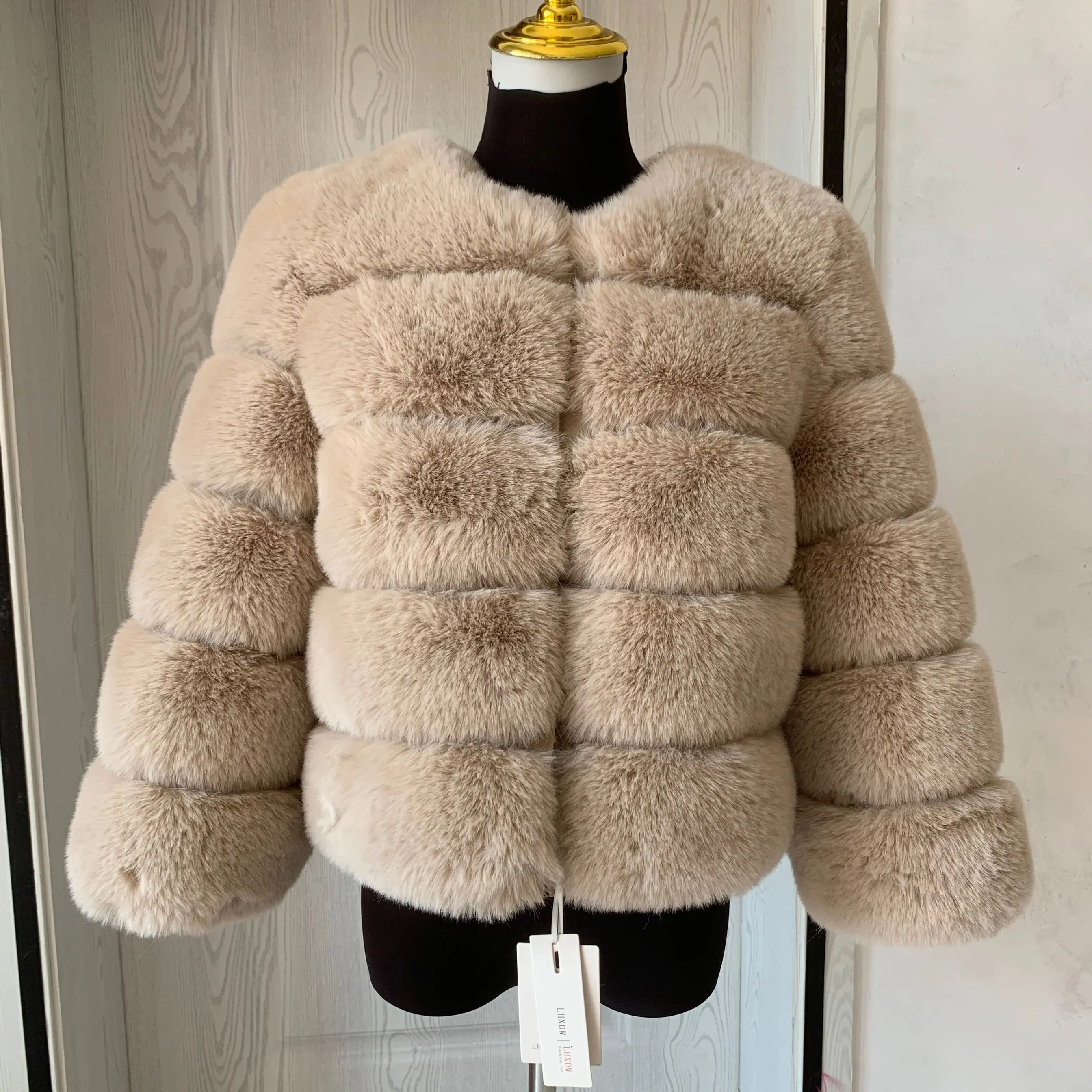 Abrigo de piel sintética a la moda para mujer, chaqueta mullida corta de piel sintética de zorro para otoño e invierno, abrigos peludos de alta calidad 7xl para mujer