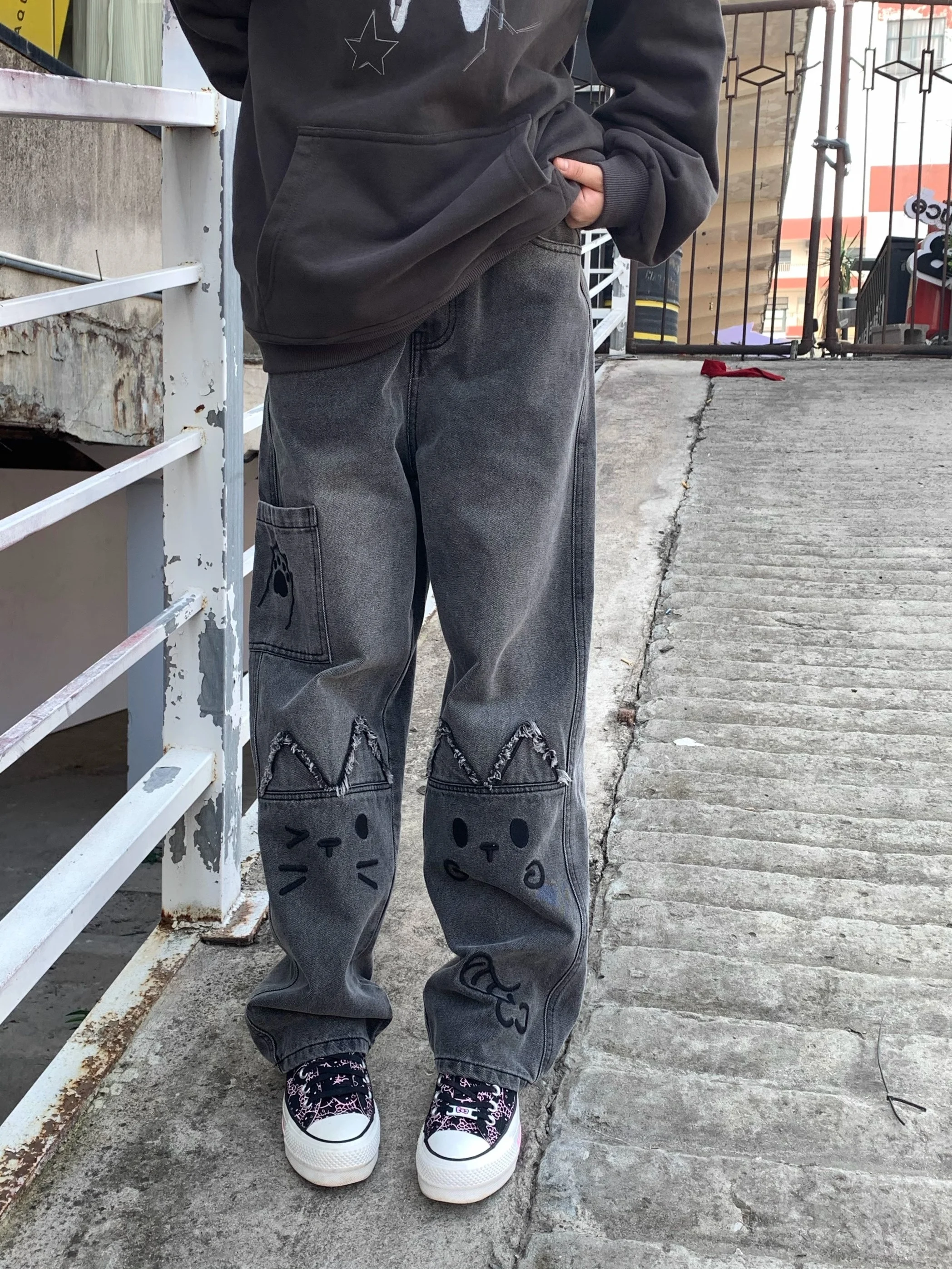 

CokoStore оригинальные милые джинсы с вышивкой, утягивающие длинные брюки, универсальная женская зимняя коллекция Faion 2024