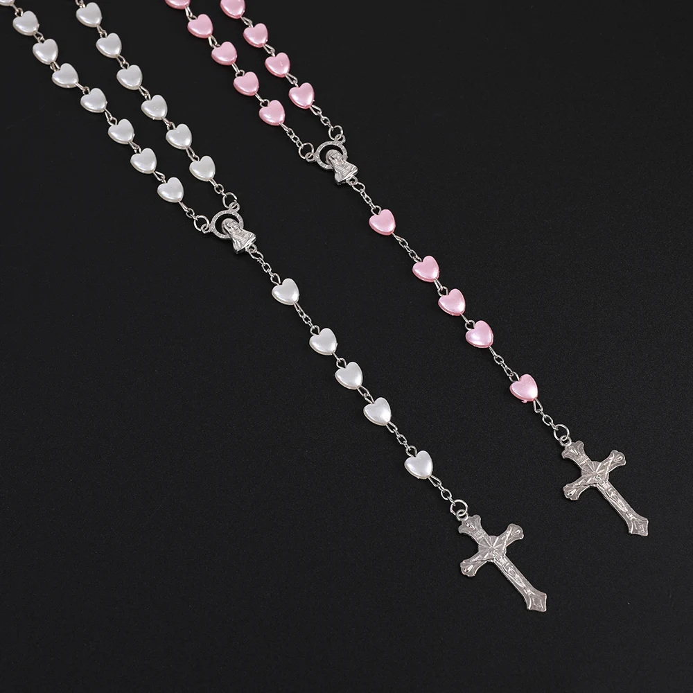 Religiöse Rosenkranz-Halsketten für Damen, rosa, weiße Herzperlen, Kette, Anhänger mit der Jungfrau Maria und Kreuz, Herren-Gebets- und Party-Schmuck, Geschenk – Detail 1