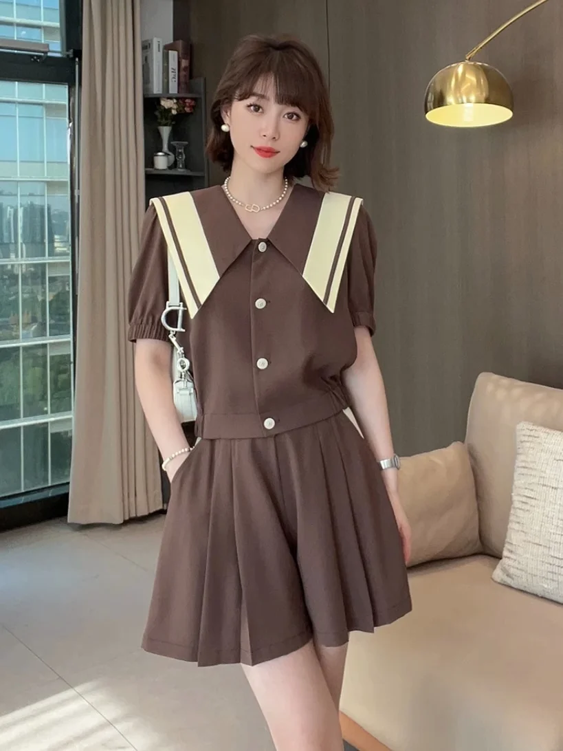 

Fashion Set for Women in Spring and Summer, Waist Cinching and Slimming Big Collar Cardigan and Shorts Two-piece Set