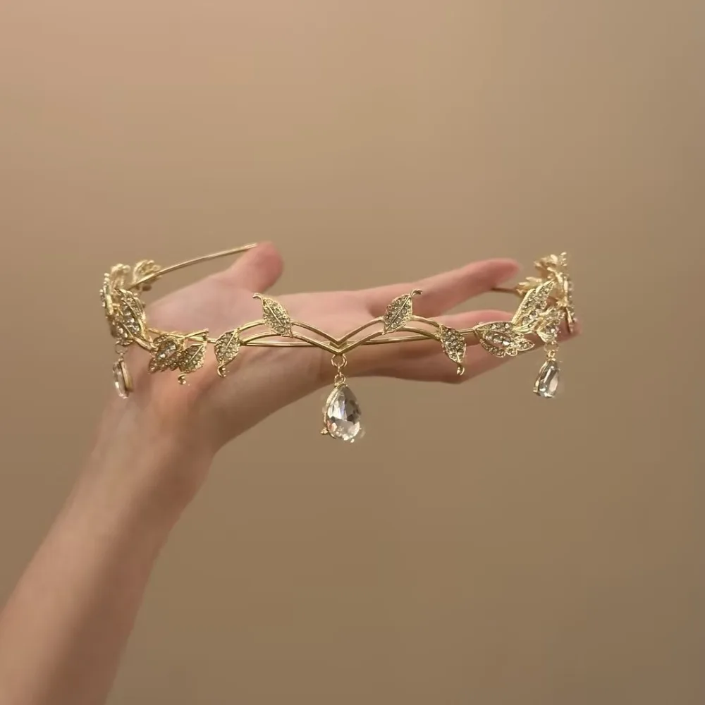 Thumbnail 3 - #90 Best Selling Tiaras