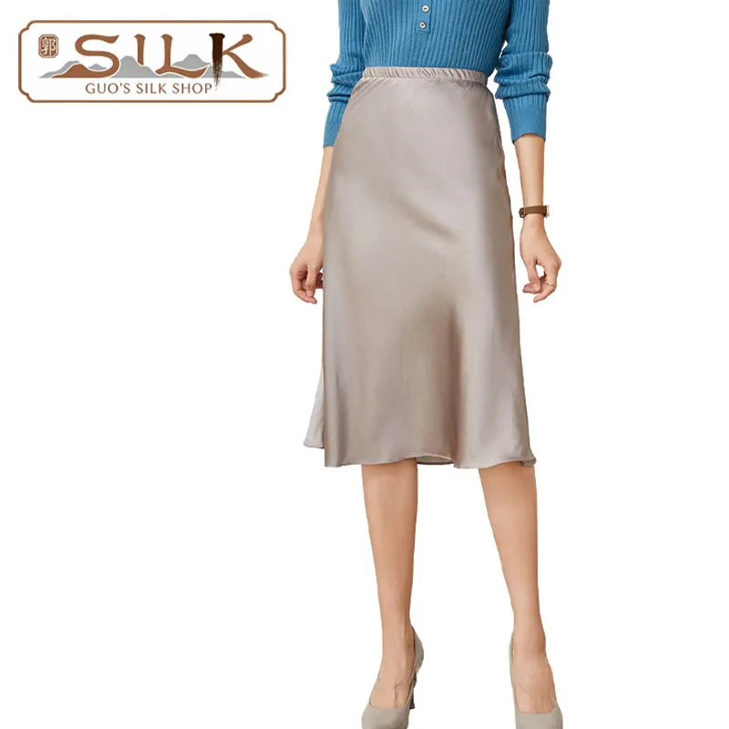 

Натуральное шелковое женское платье-полушорочка - простое и элегантное платье А-силуэта, роскошная одежда, блестящая и сияющая, мягкая и нежная.