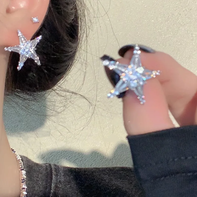 Delicate Star Earrings With Shinning Rhinestones  2024 New Simple Fashion Classic Jewelry Bijoux