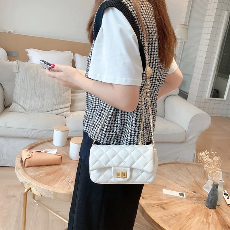

Stylish Luxury Women's Handbag in Leather - Crossbody Shoulder Messenger Bags By Famous Designer for Elegant Ladies
