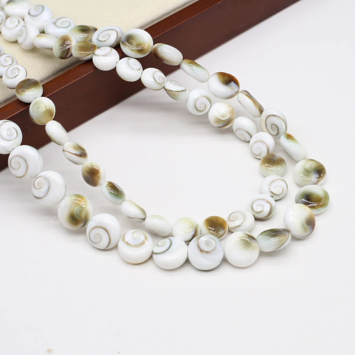 

Snail Shell Beads Natural Freshwater Shell Round Isolation Beads For Jewelry Making DIY Necklace Bracelet Earrings Accessory