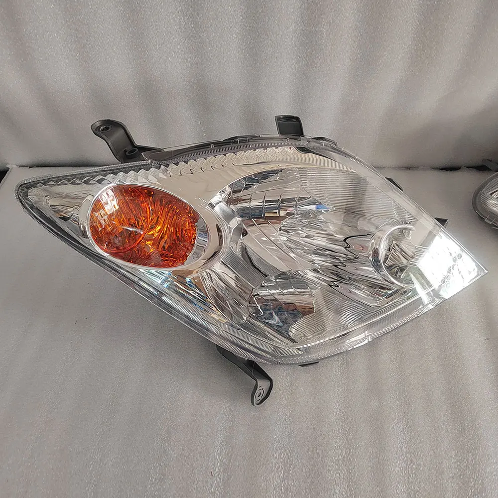 Car Crystal Headlights For Toyota IST AX NCP61 81105-52520 81106-52520 2002 2003 2004 Headlamp