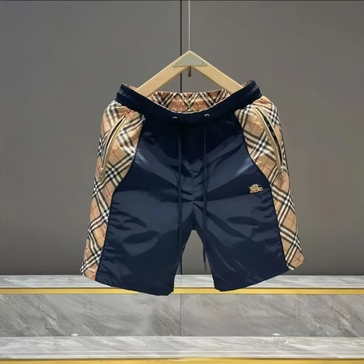 

Мужские модные шорты с вышивкой и элементами пэчворка, универсальные, повседневные, свободного кроя, быстросохнущие, пляжные брюки.