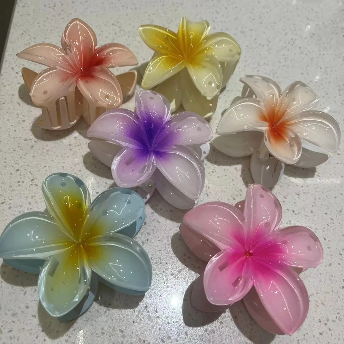 8CM BOHO Gradient Large Flower Acrylic Hair Clip For Women Sweet Hair Claws Crab Clamp Barrettes Hawaiian Headwear Accessories