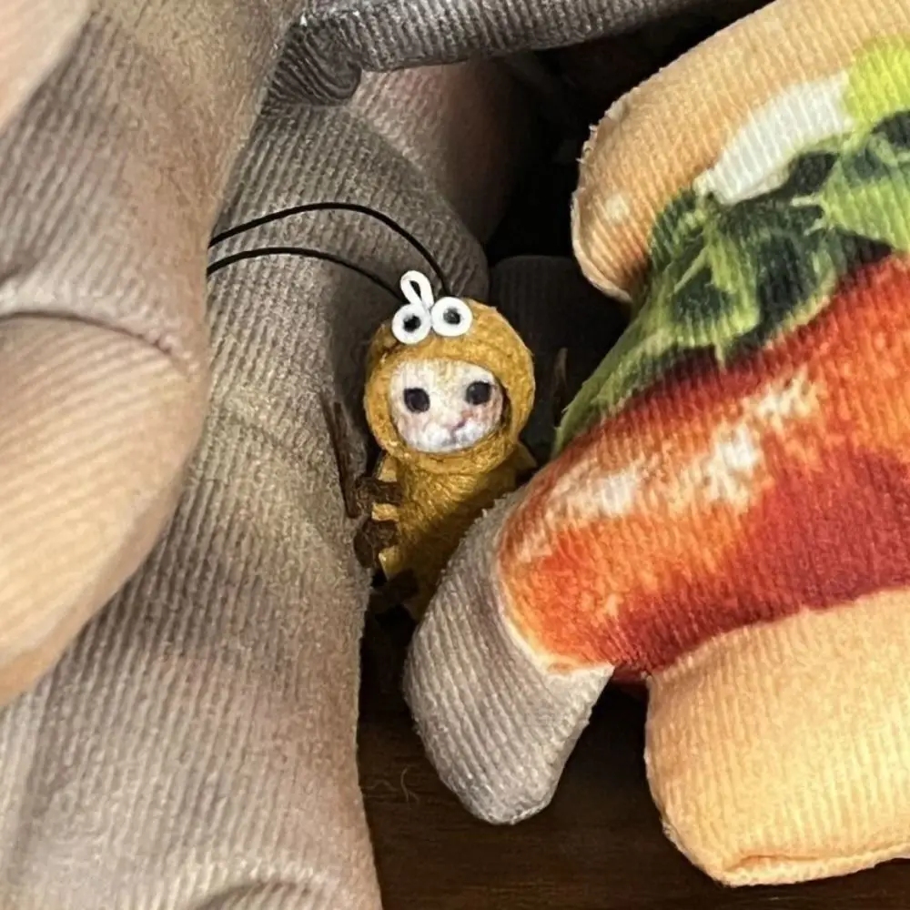 Creative Design Cartoon Cockroach Cat Material Material Package Keychain Cockroach Cat Keychain Material Novelty Style