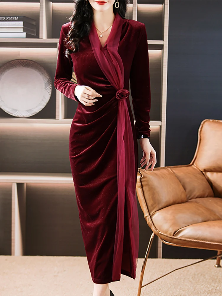 Women Luxury Red Velvet Party Maxi Dress Autumn Winter Thick Warm Elegant Bodycon Prom 2024 Korean Vintage Hepburn Evening Dress