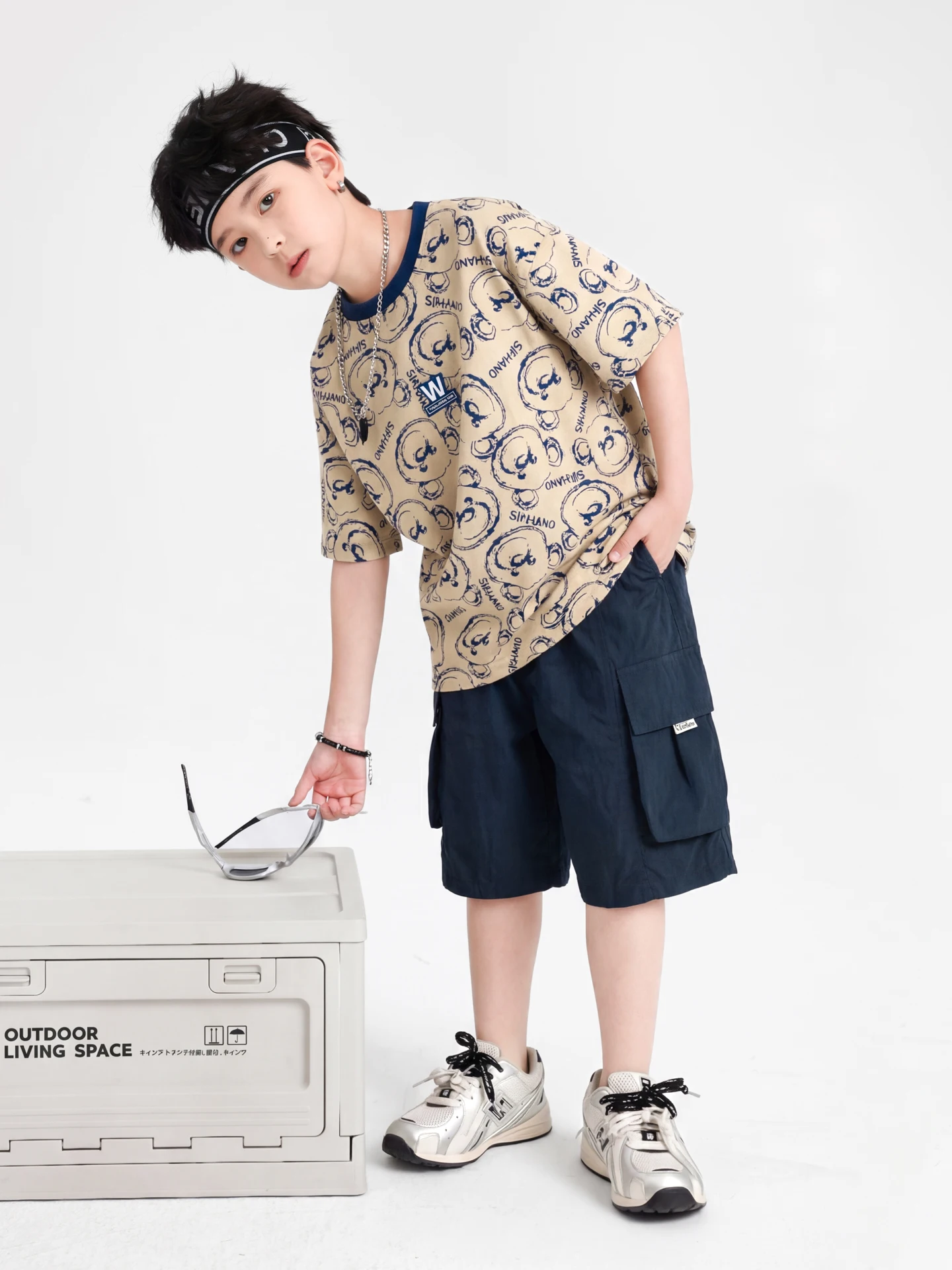 completo-estivo-per-ragazzi-casual-vestibilita-comoda-maniche-corte-set-da-lavoro-in-due-pezzi-leggero-in-misto-cotone-traspirante-e-alla-moda-per-bambini