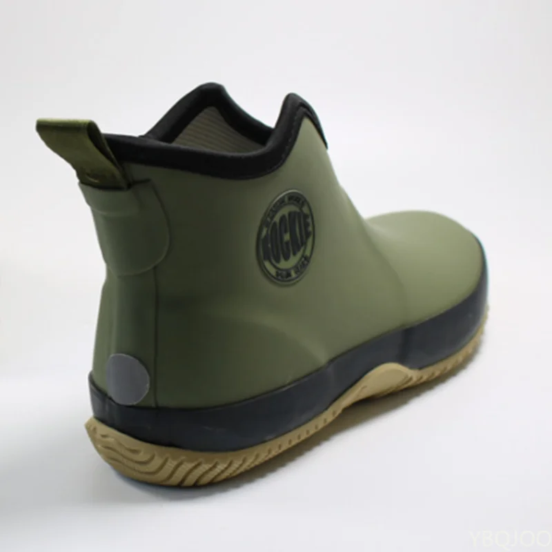 2022 neue männer Pull-on Regen Stiefel Wasserdichte Gummi Stiefeletten Outdoor Freizeit Angeln Stiefel Student Regen Stiefel