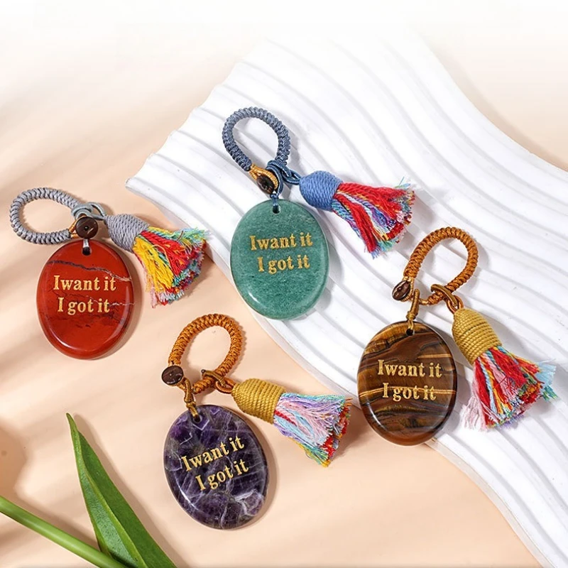 Colgante de cristal con palabra inspiradora, piedra de palma portátil con bolsa tejida, decoración boho para colgar en el coche, llavero para mochila o bolso