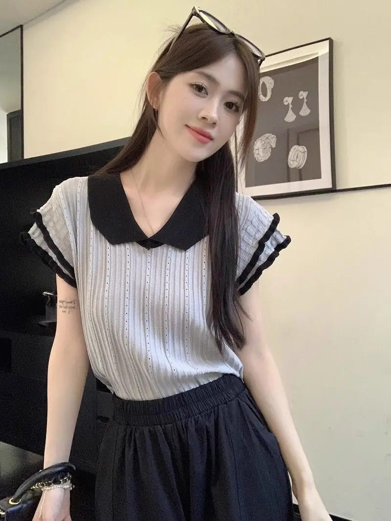 

Fashion Knitted Short Sleeve T-Shirt Women Ice Silk Slimming Simple 2025 Spring New Polo Neck Contrast Color Causal Shirt Z439