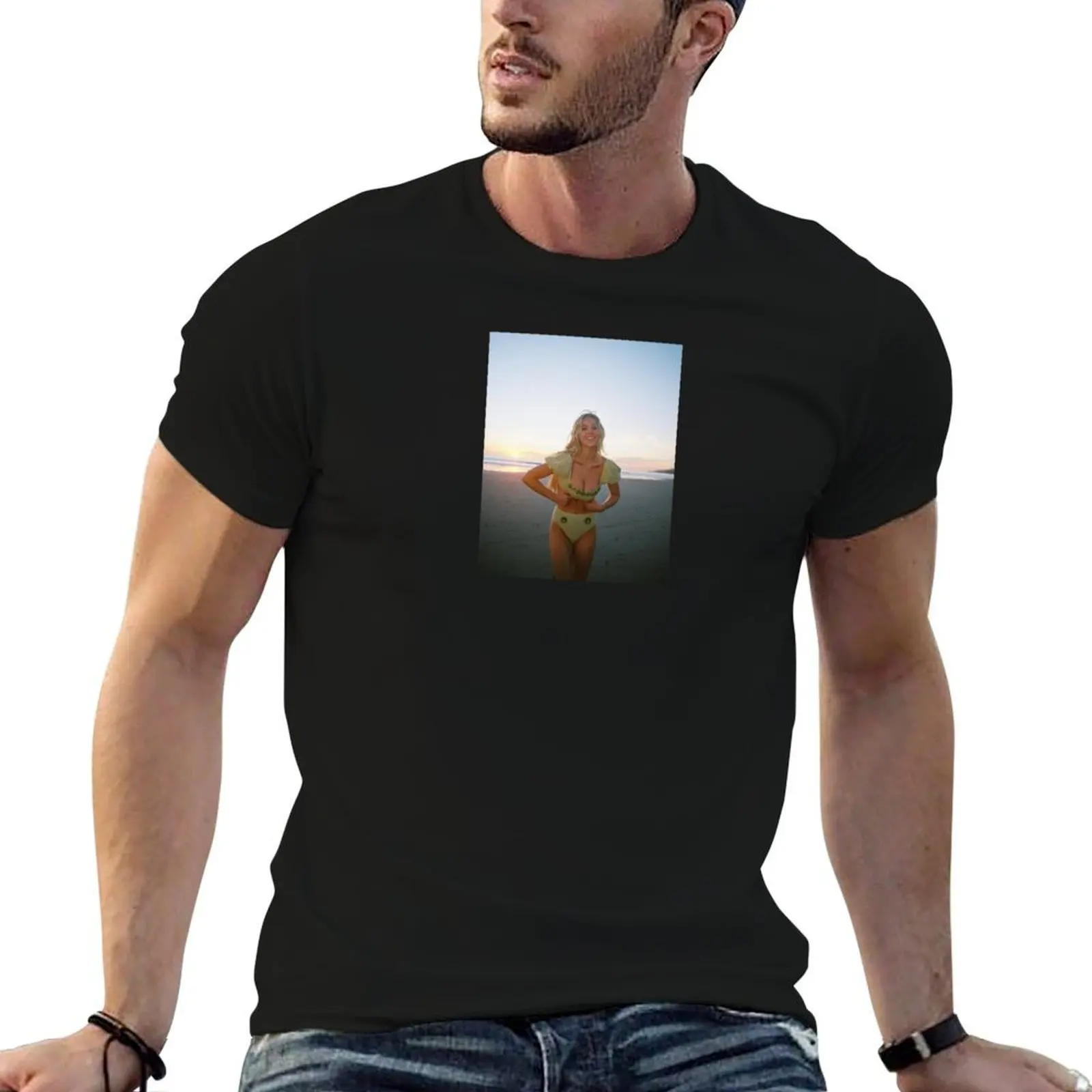 

sydney sweeney euphoria sticker T-Shirt t shirts cotton 100% anime t shirts for man T-Shirt