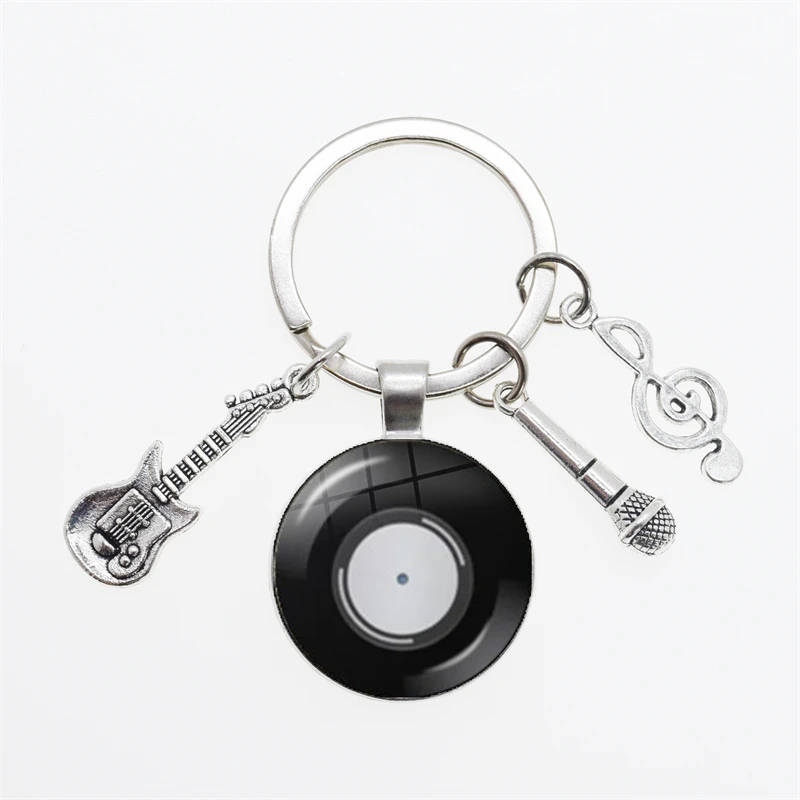 Creative Gramophone Music Themed Keychain Ring Charm Music Retro Vinyl Keychain Vinyl Record Picture Musician Accessories Gift view 6