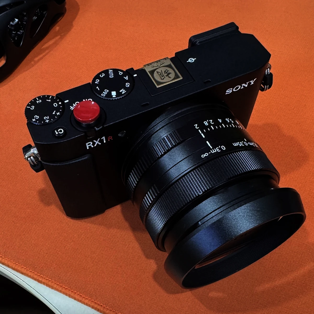 Leftfoto Brass Shutter Release Button for Sony RX1RIII RX1RM3 RX1 RX1RII III RX10 I II III IV Camera Concave Surface Red
