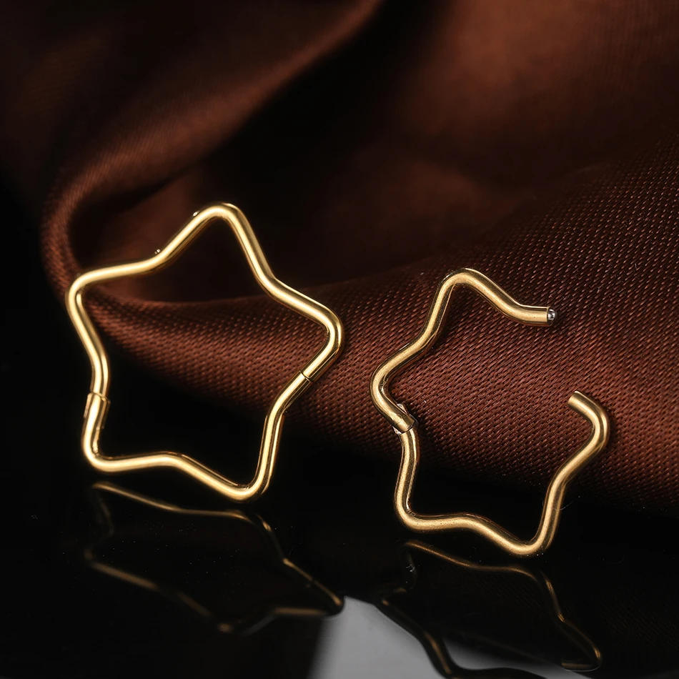 1Pc G23 Titanium Star Ear Daith Helix Tragus Conch Piercing Septum Clicker Segment Nose Ring Rook Ear Piercing Body Jewelry