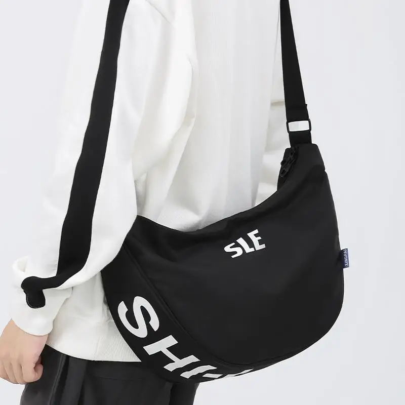 

Trendy Crossbody Bag Men's Single Shoulder Bag Street Sport Casual Fashion Shoulder Bag Dumpling Bag Women's Commuter Bag