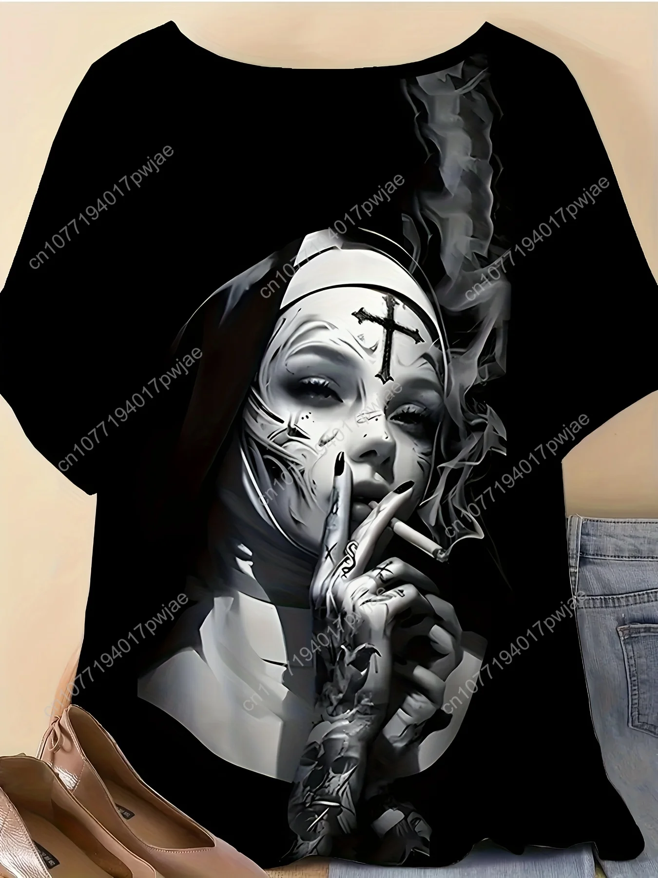 

Plus Size Elegant Gothic 3D Print T-Shirt for Women - Black with White Portrait Design, Short Sleeve, Round Neck, Stretchy Fabri