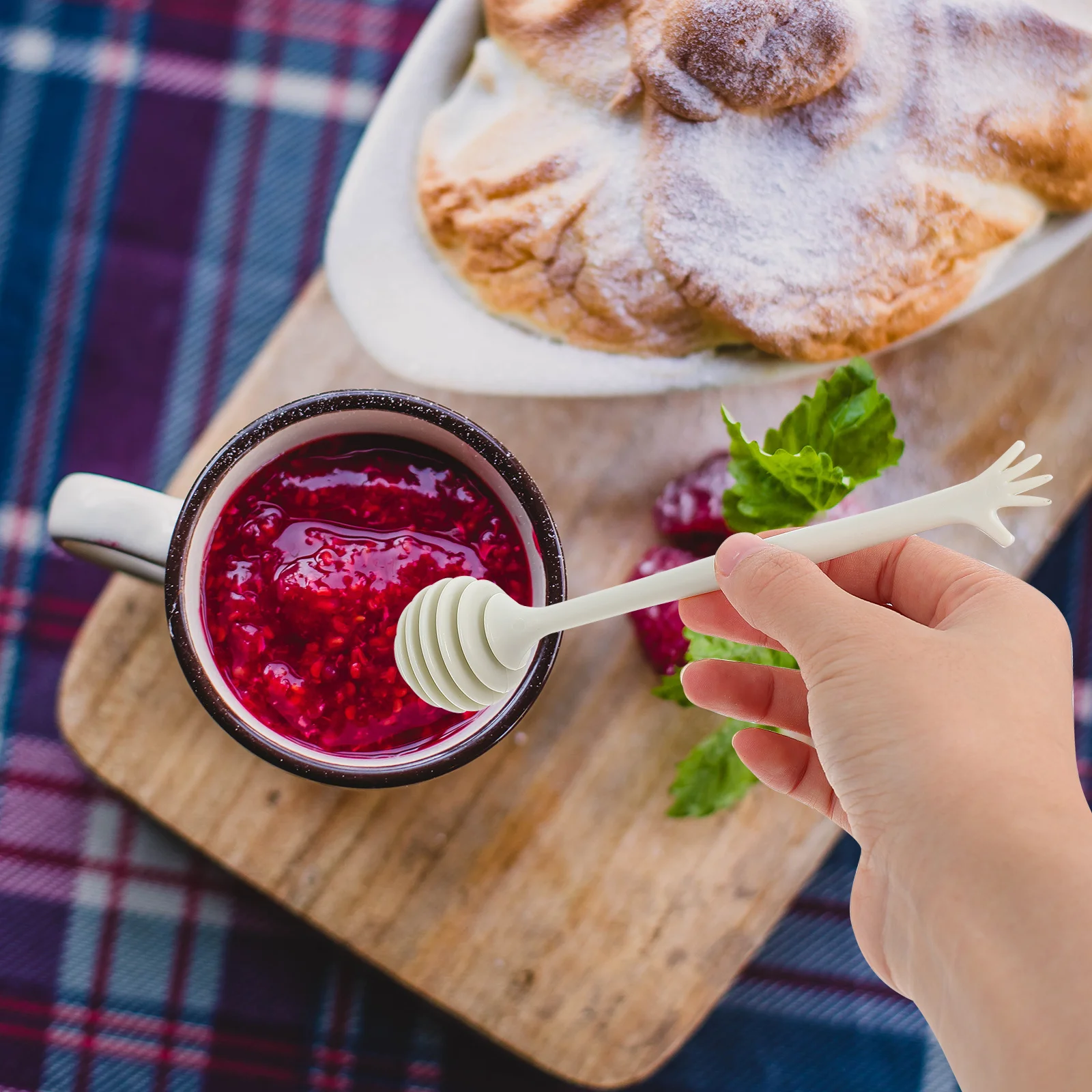 Рисунок 3 - палочки для перемешивания меда