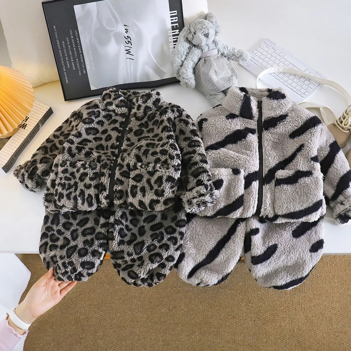 

Winter Children Boys 2PCS Pajamas Set Striped Infant Boys Zipper Coat Loose Leopard Toddler Girls Pant Kids Boys Homewear Suit