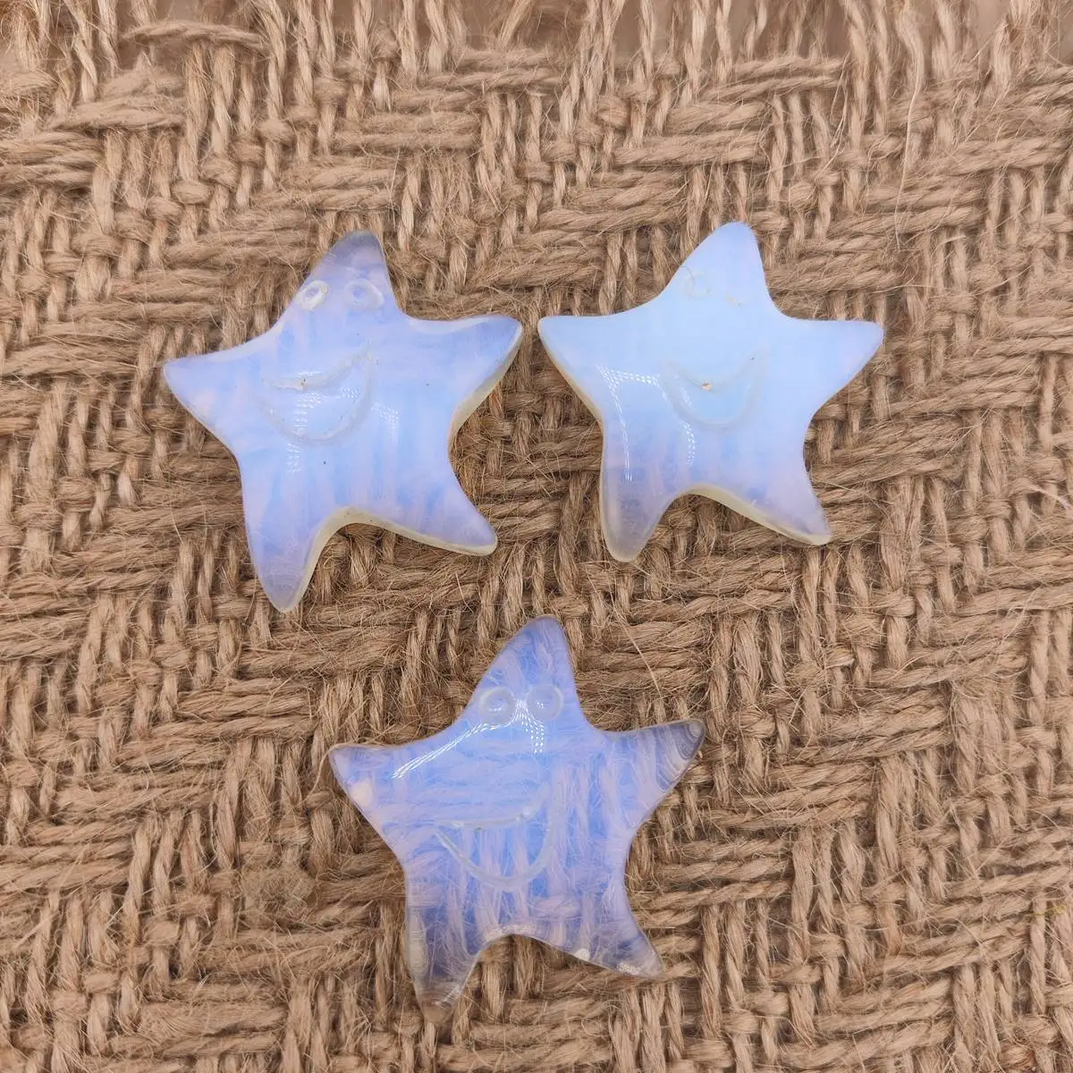 Opalite Smiling Starfish Ornament Figurine Sculpture for Home Decoration Handmade Craved Stone 30mm Star 1PCS