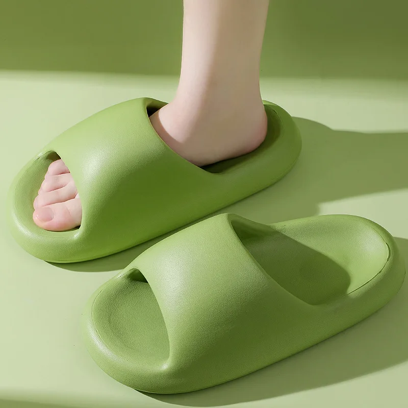 

2025 Women Slippers Summer Cute EVA Thick Sole Cloud Slippers Soft Comfort Non-slip Home Slides Couple Style Bathroom Flip Flops