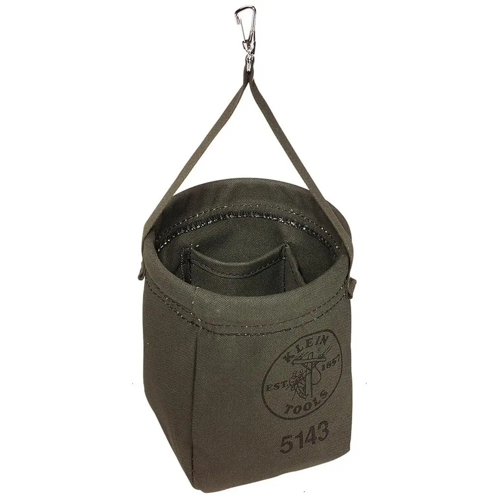 

5143 Canvas Tapered-Bottom Bag With Two Interior Pockets And A Snap Clip, Made Of No. 10 Canvas
