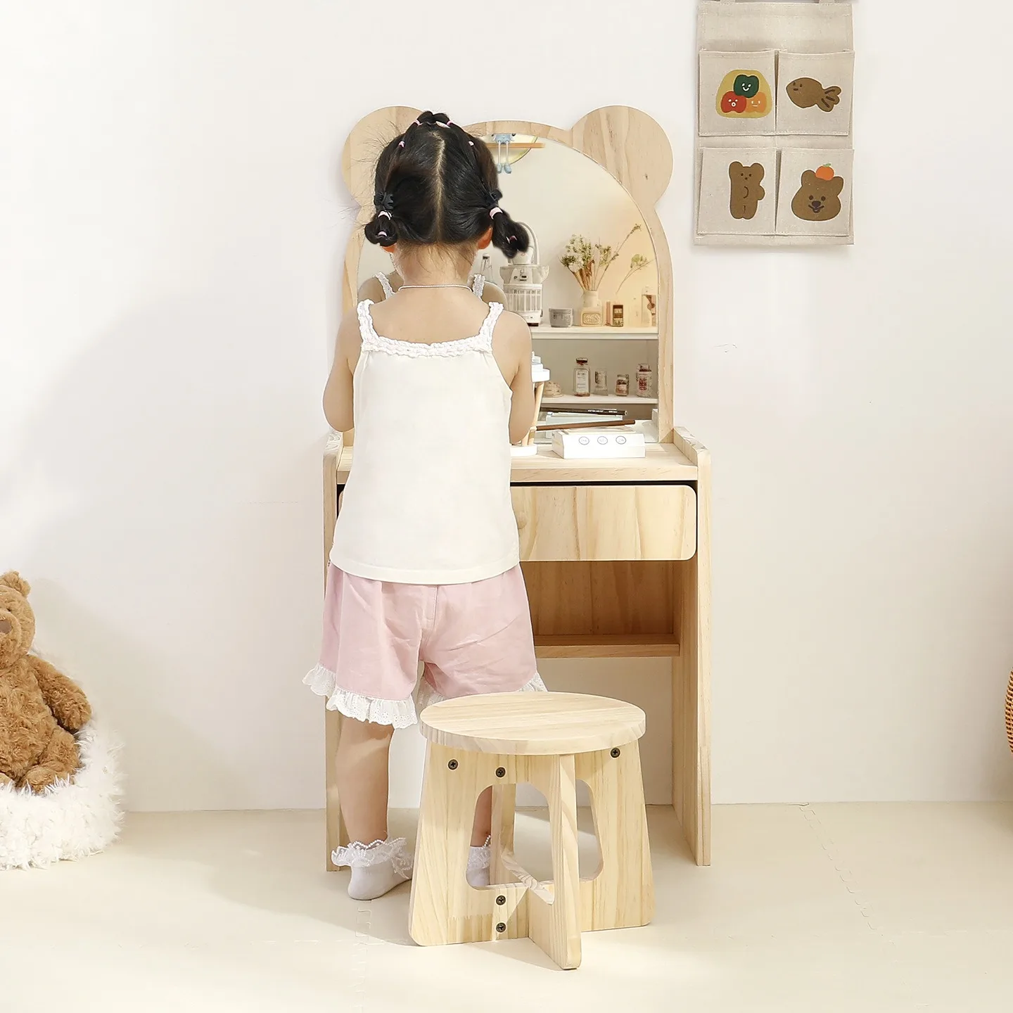 أثاث الأطفال طاولة مكياج خشبية للأطفال مع مقعد للعب الأميرة التظاهري للفتيات