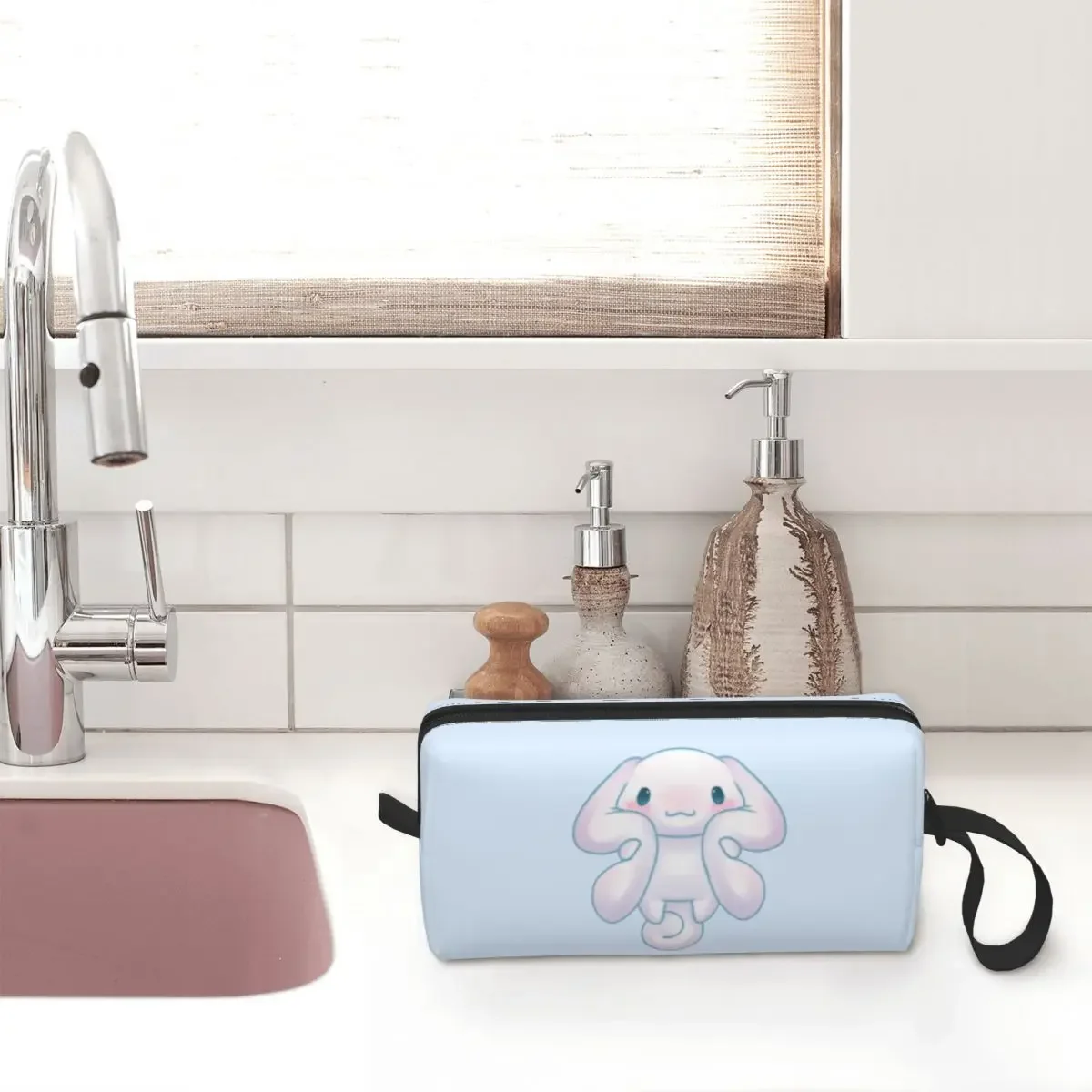 Cute Cinnamon Roll Bunny Makeup Bags Cinnamoroll Toiletry Cosmetic Bag Trend Waterproof Makeup Organizer Case